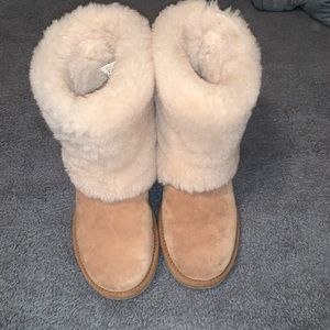 UGGS! Super cute